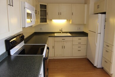 81 Nicholas Rd unit J, Framingham, MA 01701 - photo 3