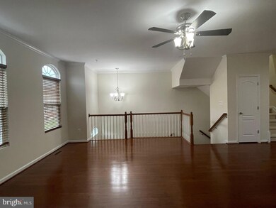 8529 Crooked Tree Ln, Laurel, MD 20724 - photo 7