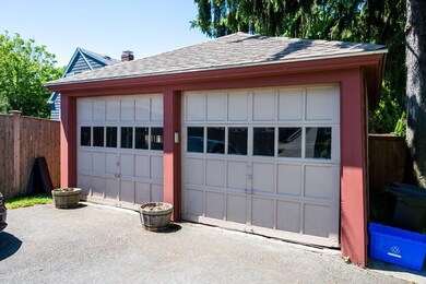 6 Maple St, Marblehead, MA 01945 - photo 3