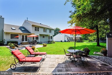 8516 Chase Glen Cir, Fairfax Station, VA 22039 - photo 4