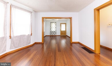 155 S Fellowship Rd, Maple Shade, NJ 08052 - photo 4