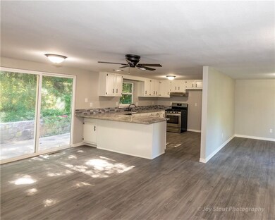 1834 S Harris Dr, Fayetteville, AR 72701 - photo 7