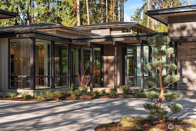 10620 SE 22nd St, Bellevue, WA 98004 - photo 2