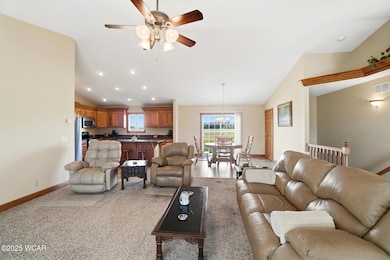 1020 Timber Trail, Wapakoneta, OH 45895 - photo 5