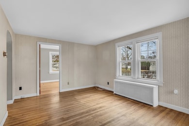 2 Nelson Ave, Tewksbury, MA 01876 - photo 3