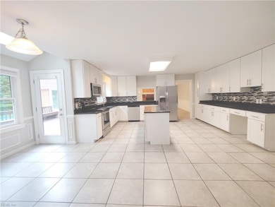 1220 Heathcliff Dr, Virginia Beach, VA 23464 - photo 6