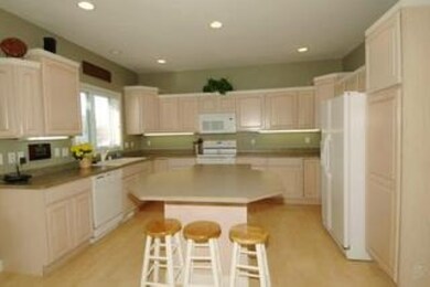 1264 St Patrick Way, Sun Prairie, WI 53590 - photo 3