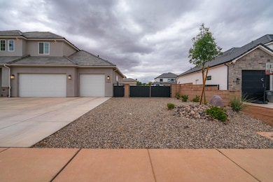 2902 E Ridgedale Ln-003