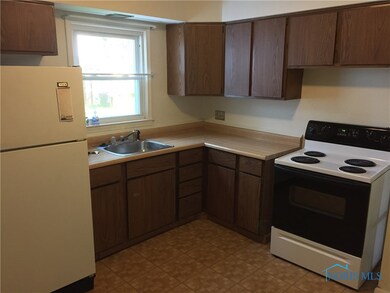 2547 W Laskey Rd, Toledo, OH 43613 - photo 6