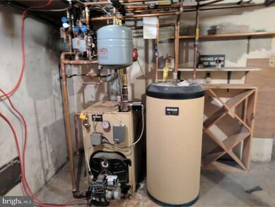 6781 Vera Cruz Rd S, Zionsville, PA 18092 - photo 2