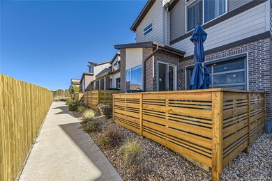 19481 E Sunset Cir, Centennial, CO 80015 - photo 2