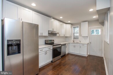 2311 Wilder St, Philadelphia, PA 19146 - photo 3