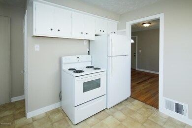 312 Hooker-106