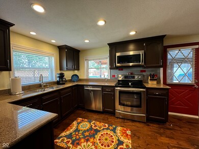 800 W 2nd St, Sheridan, IN 46069 - photo 3