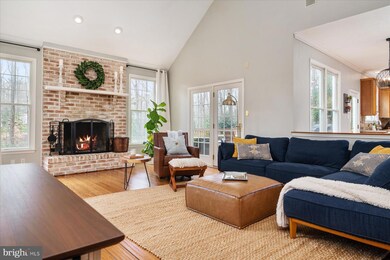 907 Soaring Eagle Ct, Davidsonville, MD 21035 - photo 7