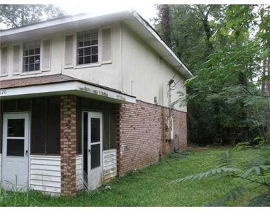 Photo. Right Side