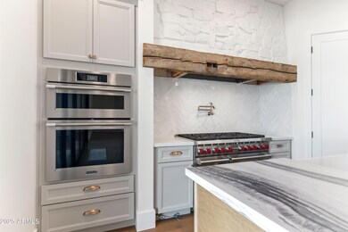 13_3023 n 84th pl-11