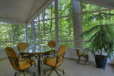 Screened-in Porch