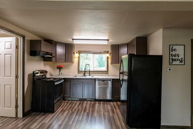 548 E Evergreen Dr, Kalispell, MT 59901 - photo 2