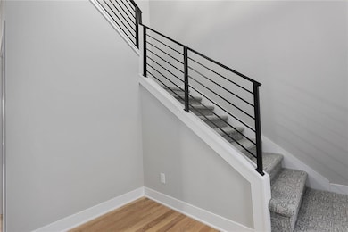 820 SE Partridge Ln, Blue Springs, MO 64014 - photo 2