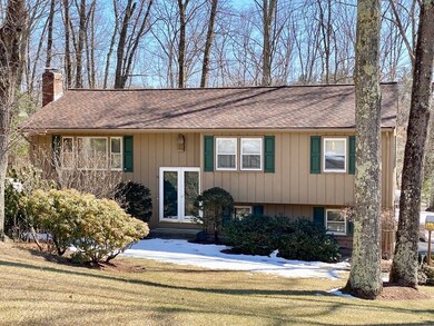 69 Stoney Brook Dr, Sutton, MA 01588 - photo 2