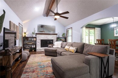 7020 Gillette St, Shawnee, KS 66216 - photo 5