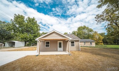 94 S Carson St, Saint James, MO 65559 - photo 3