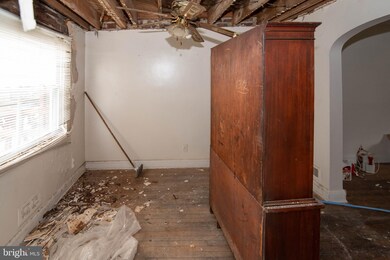 3226 Brendan Ave, Baltimore, MD 21213 - photo 6