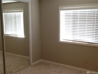 8915 Wilkensen Rd SE unit 5, Yelm, WA 98597 - photo 3