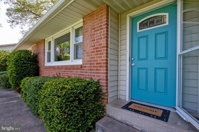 7995 Aladdin Dr, Laurel, MD 20723 - photo 5