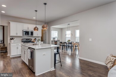 122 Patchwork Dr, Stephenson, VA 22656 - photo 4