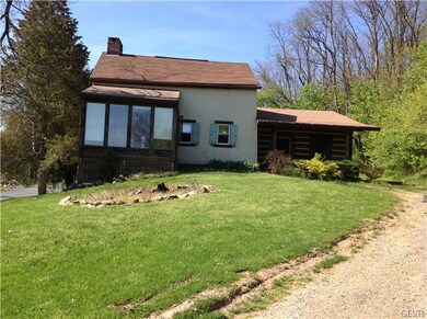 642 S Summit Rd, Bath, PA 18014 - photo 2