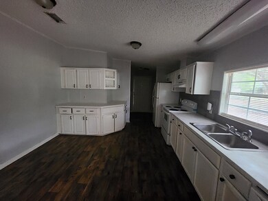 5302 Fortune St, Albany, GA 31705 - photo 5