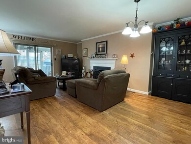 945 E Maple St, Palmyra, PA 17078 - photo 6