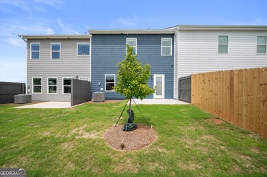 9396 Maple Grove Ln Rd unit 38, Jonesboro, GA 30238 - photo 4