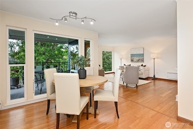 2510 W Bertona St unit 213, Seattle, WA 98199 - photo 3