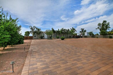 39840 N Kennedy Dr Queen Creek-large-002