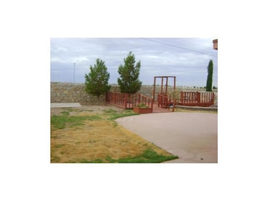 14280 Desert Ash Dr, Horizon City, TX 79928 - photo 3