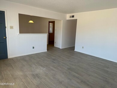 2716 Morehead Ave, El Paso, TX 79930 - photo 4