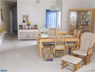 210 N Silver Fox Dr unit 478, Glen Mills, PA 19342 - photo 5