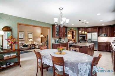 ABSOLUTELY GORGEOUS CUSTOM KITCHEN BY JENNIFER DIE