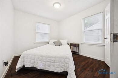 2421 106th St, Toledo, OH 43611 - photo 6