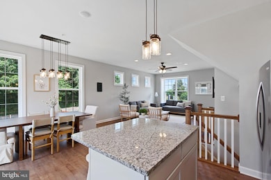 350 Avon Dr unit 270, Red Lion, PA 17356 - photo 7