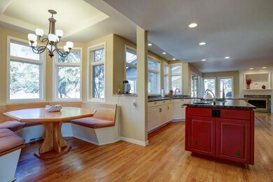 1200 NW Redfield Circle-6