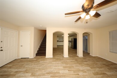 12620 Rio Bravo St, Rosharon, TX 77583 - photo 3