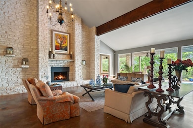 Living room featuring plenty of natural light, co