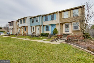 5936 Rowanberry Dr, Elkridge, MD 21075 - photo 2