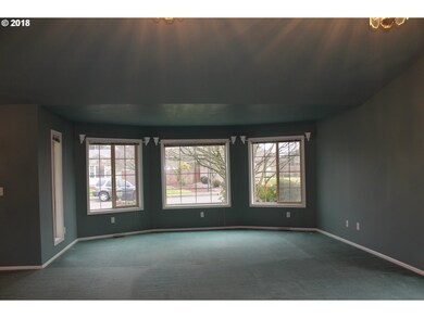 3472 Honeywood St, Eugene, OR 97408 - photo 2