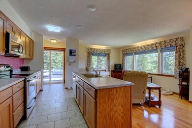 354 S Livingston Way, Grants Pass, OR 97526 - photo 3