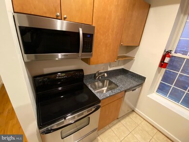 1619 1st St NW unit B, Washington, DC 20001 - photo 5